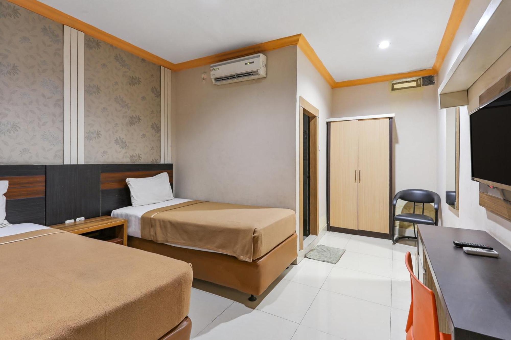 Parepare Collection O 93163 Hotel Grand Kartika מראה חיצוני תמונה