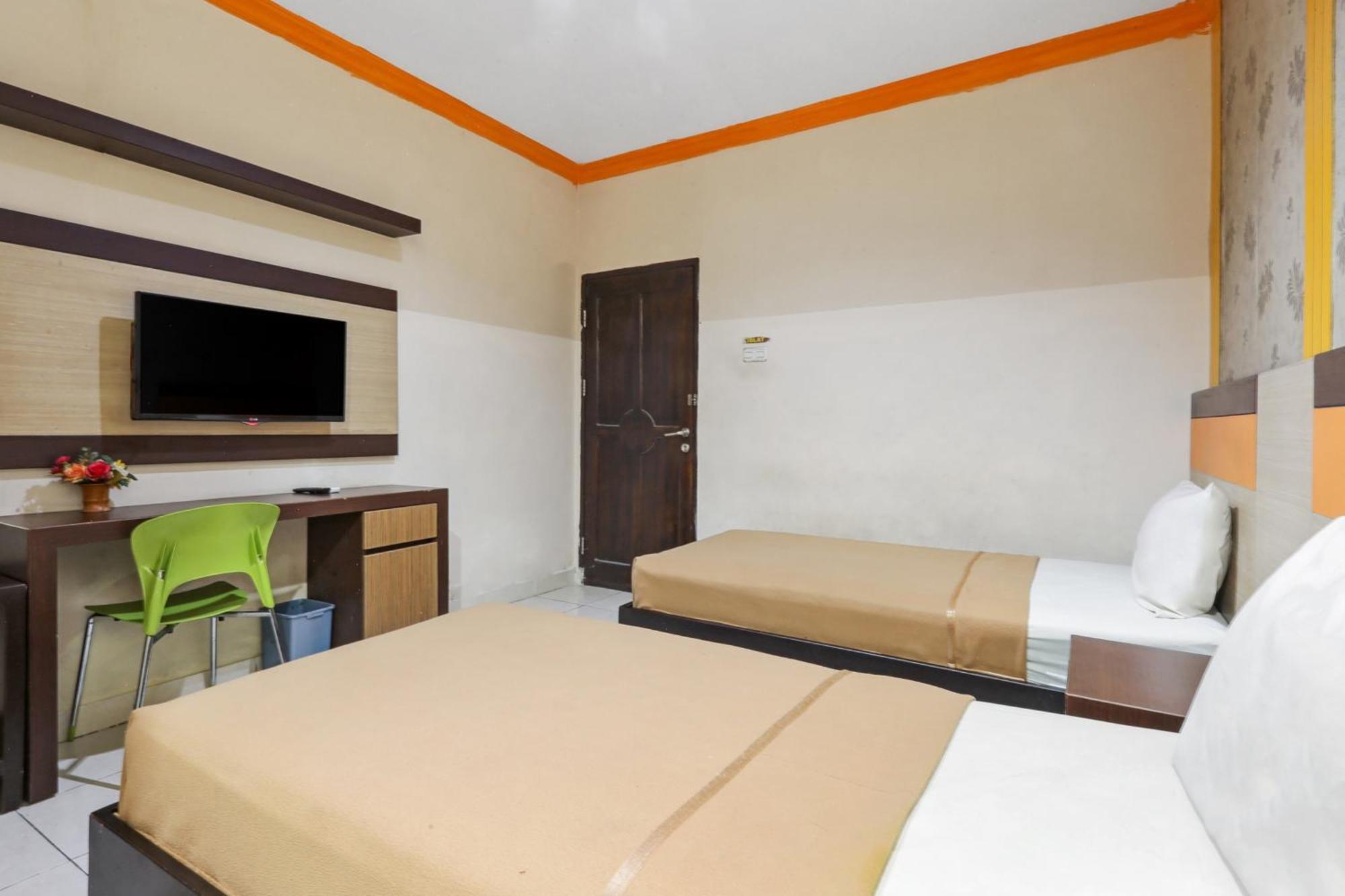 Parepare Collection O 93163 Hotel Grand Kartika מראה חיצוני תמונה