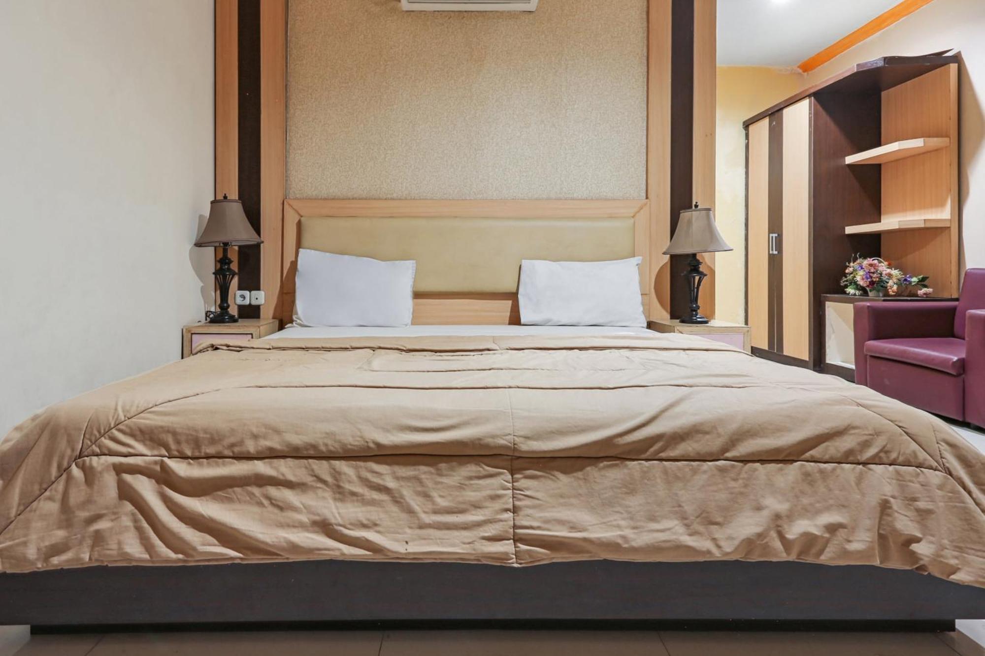 Parepare Collection O 93163 Hotel Grand Kartika מראה חיצוני תמונה