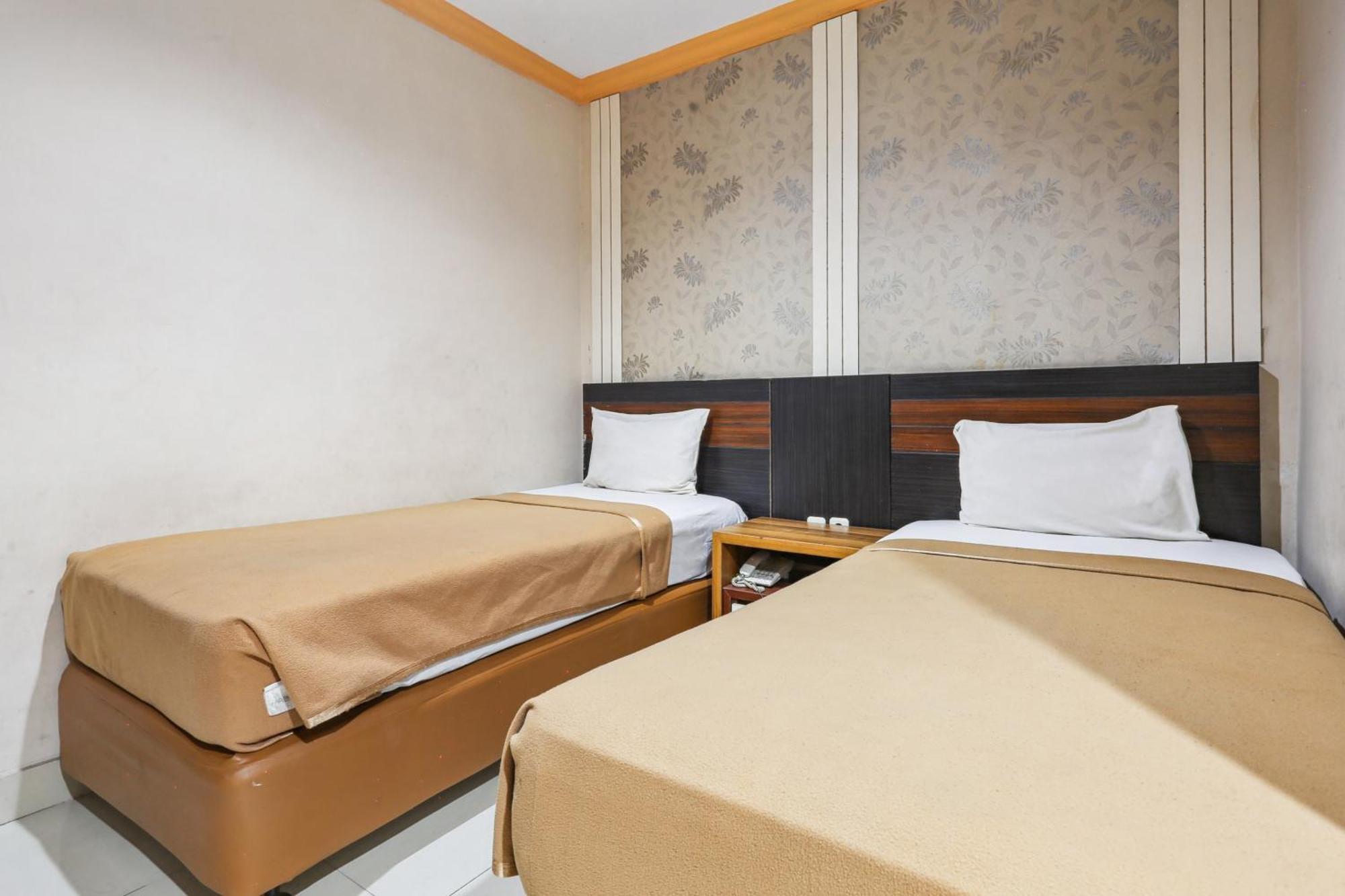 Parepare Collection O 93163 Hotel Grand Kartika מראה חיצוני תמונה