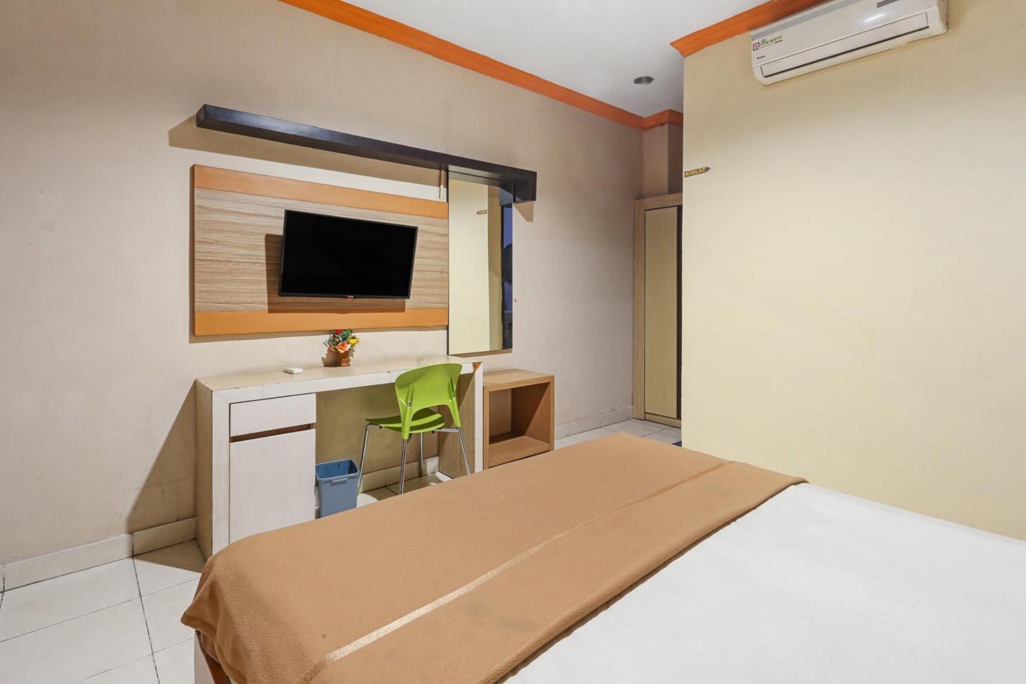 Parepare Collection O 93163 Hotel Grand Kartika מראה חיצוני תמונה