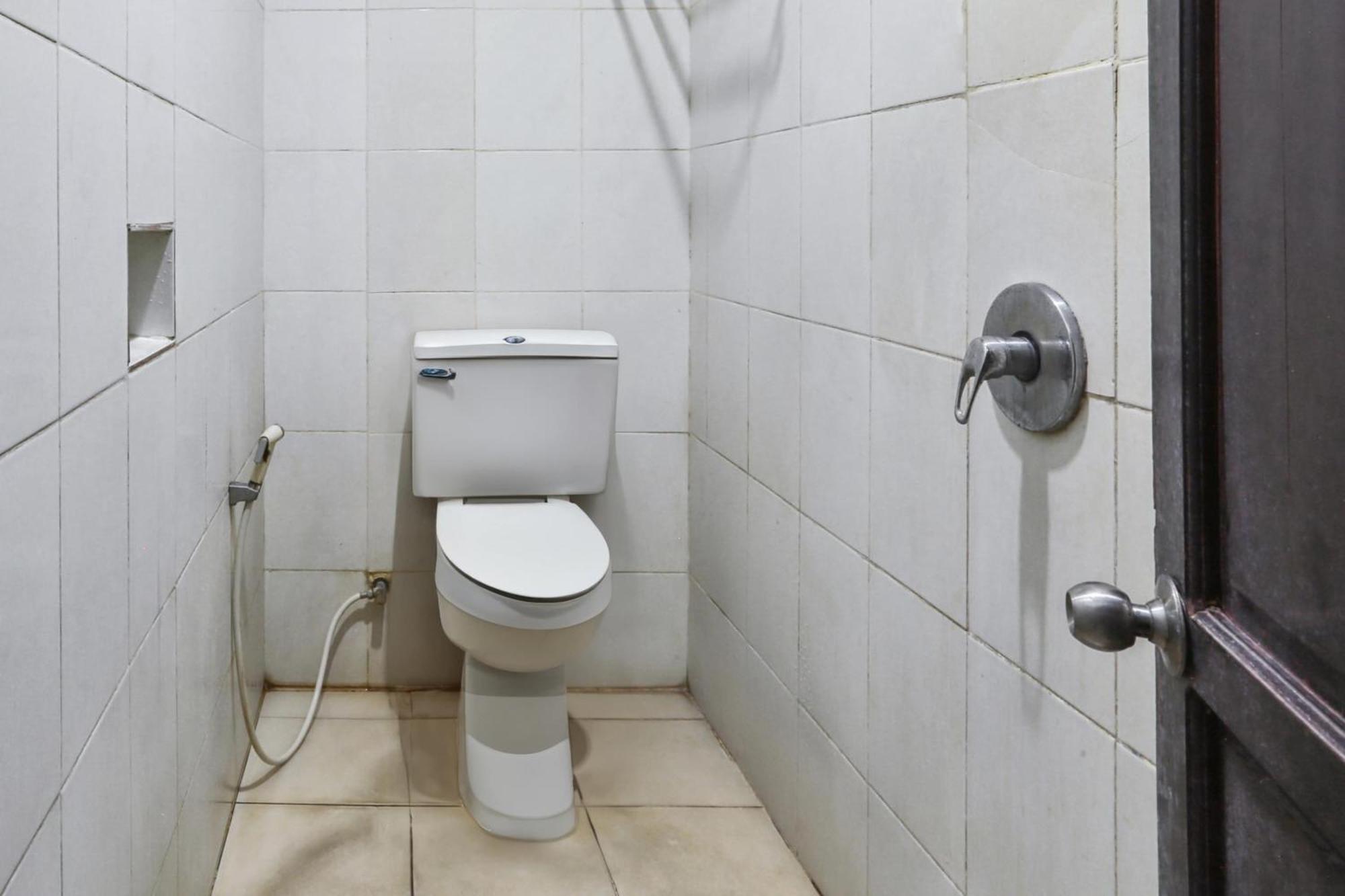 Parepare Collection O 93163 Hotel Grand Kartika מראה חיצוני תמונה