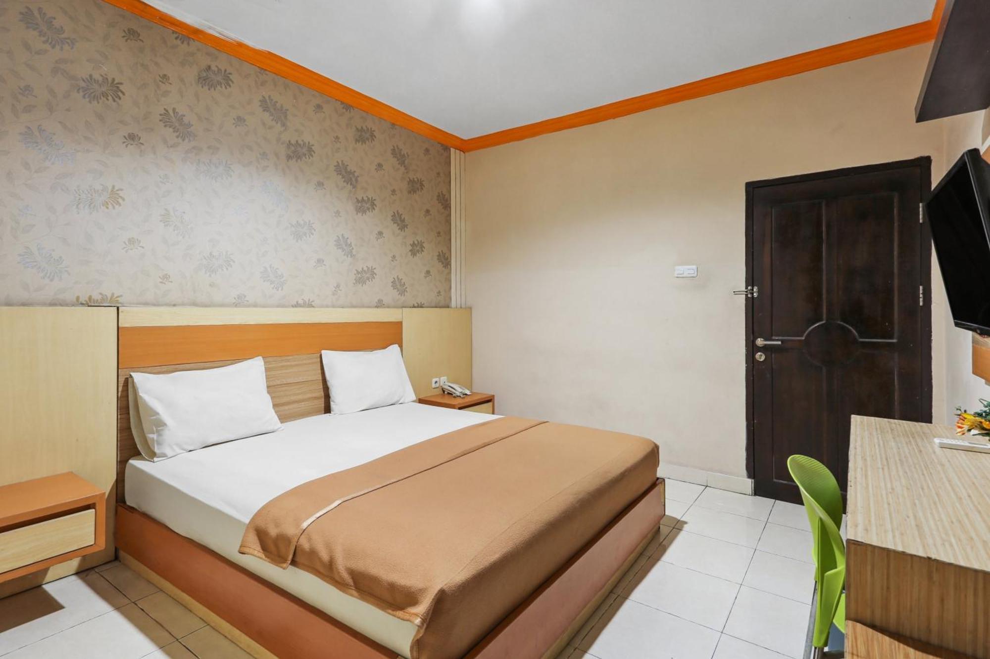 Parepare Collection O 93163 Hotel Grand Kartika מראה חיצוני תמונה